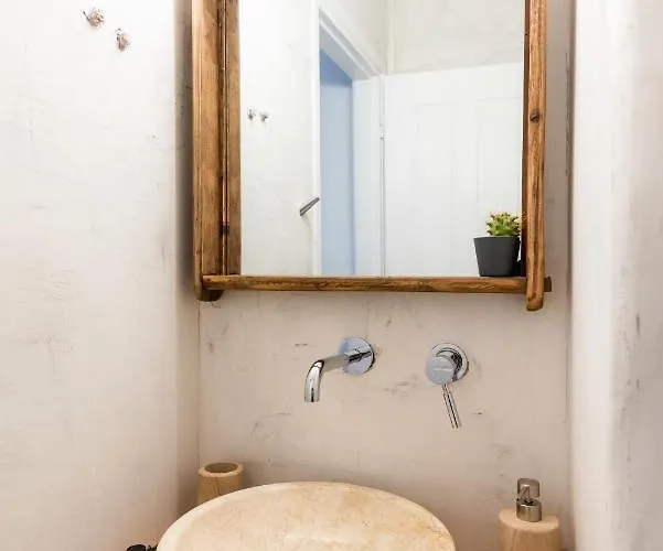 Anna's * Mykonos Town